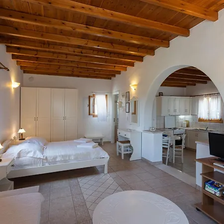 Maria's Village One Bedroom House 4 Appartement Alikí